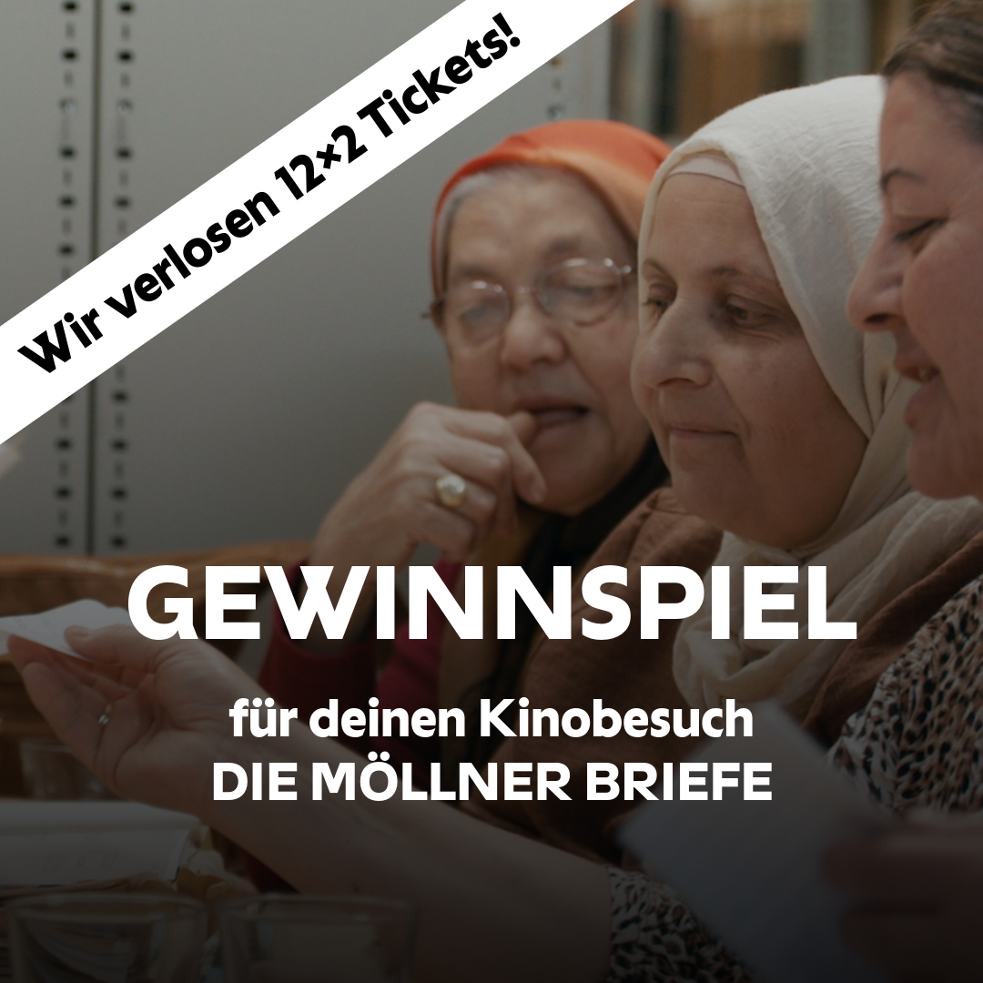 Bild mit 3 Personen, die Briefe lesen, im Vordergrund ein Banner und Text, der auf das Gewinnspiel hinweist.