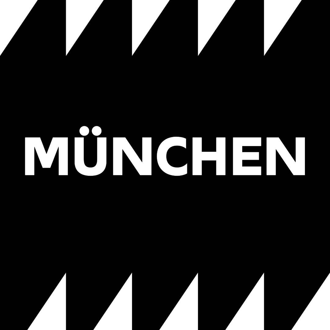 Eine Social-Media-Kachel in schwarz-weiß: Auf einem gezackten Hintergrund steht das Wort München.